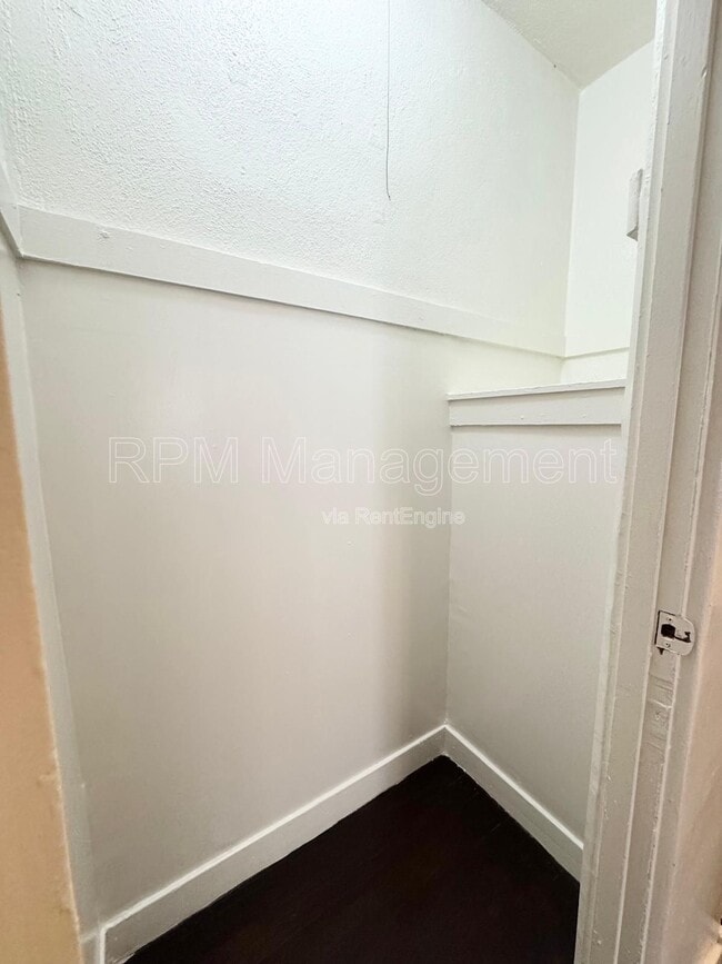 Photo - 626 N Plymouth Blvd Unit 103