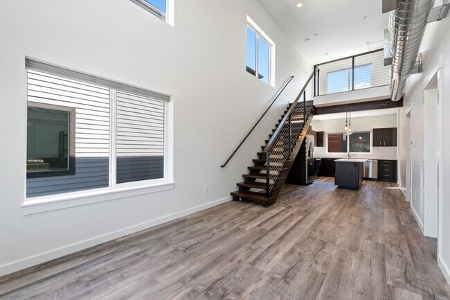 Photo - 2 bedroom, 2 bath townhome, close to downtown Whitefish!