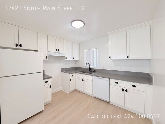12421 Main St Unit 2