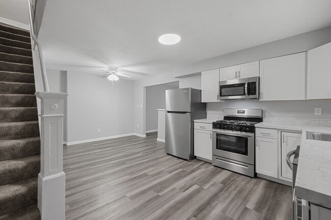 Building Photo - 91 F St Unit 91.5 F St