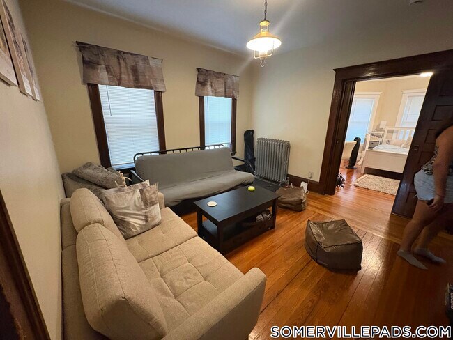 61 Ossipee Rd Unit 1