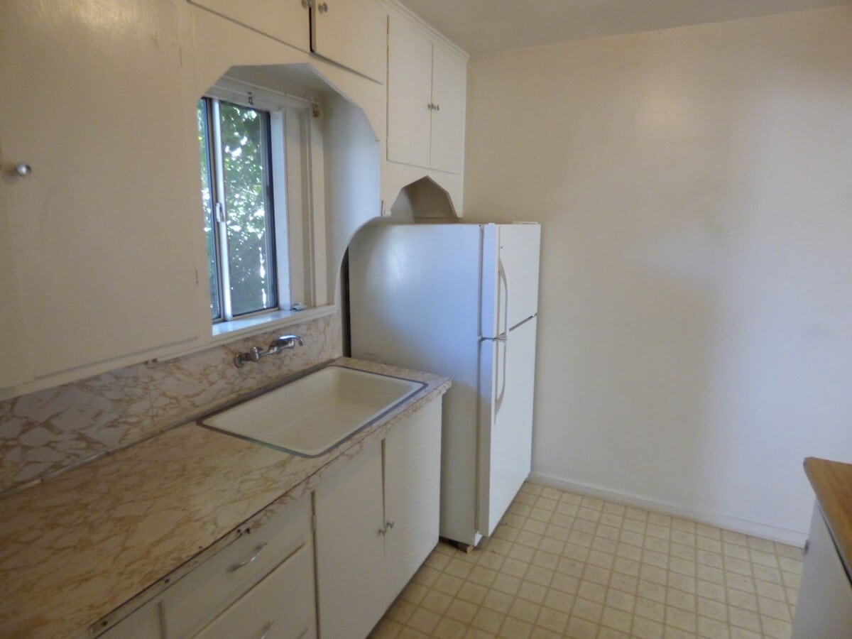 Photo - 1 Bedroom Apt in town. Water and trash included