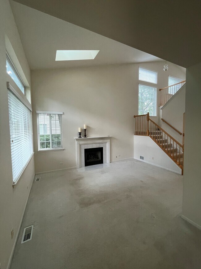 Photo - 3092 Kentshire Cir