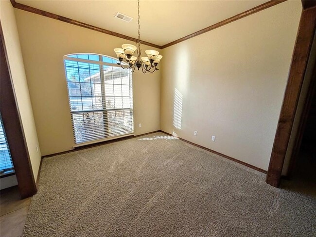 Photo - 609 Sally Ct