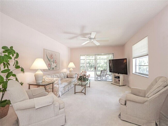 Photo - 47 Woodland Dr Unidad 201