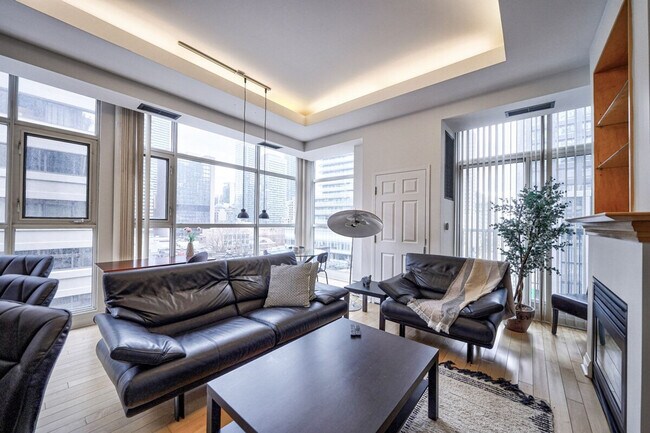 Building Photo - 8 Wellesley St E Unit SI ID1513104P