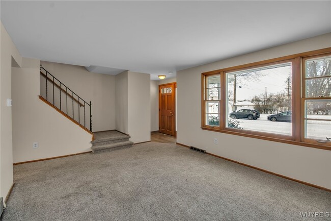 Photo - 201 Marrano Pkwy