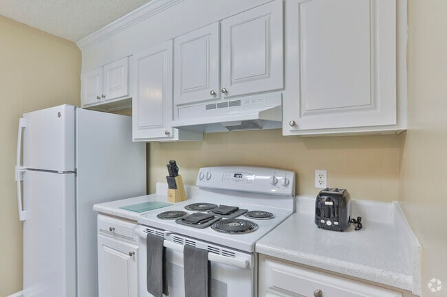 Granby Oaks Apartments