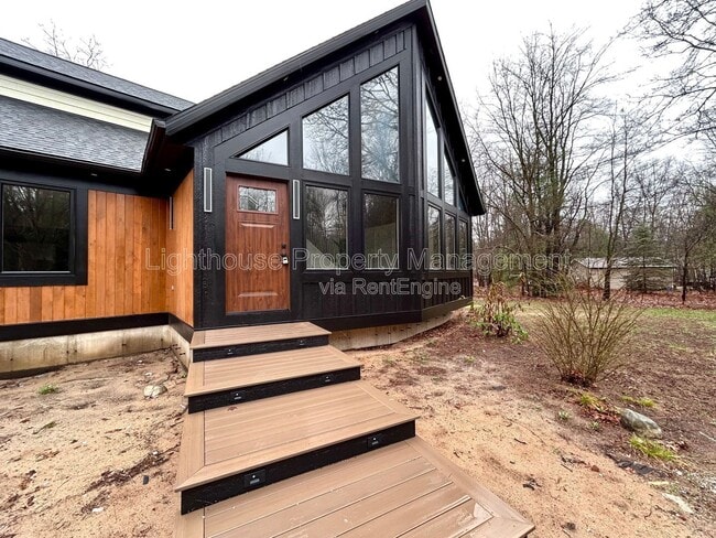 Photo - 1505 N Green Creek Rd