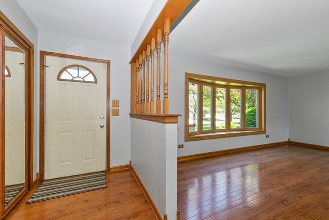 Photo - 7745 Woodstock Dr