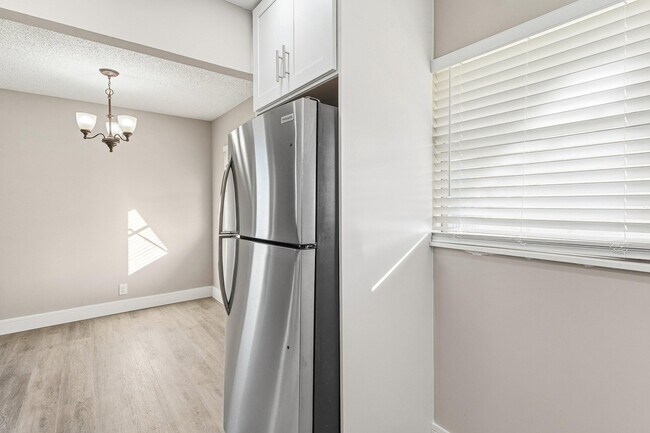 Photo - 141 Brittany Terrace