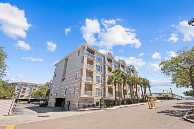 Building Photo - 1216 S Missouri Ave Unit 116