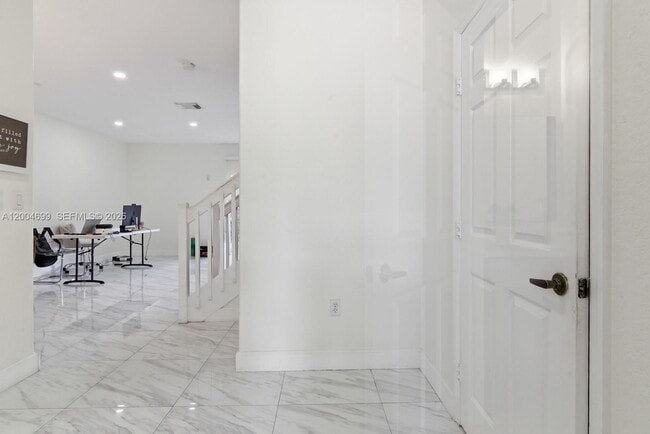 Photo - 15282 SW 89th Terrace