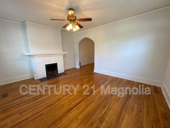 Photo - 1112 Troupe St
