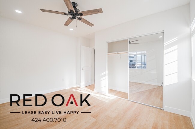 Photo - 1611 Oak St Unit 1611