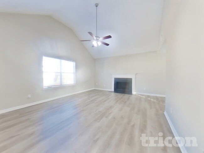 Photo - 7057 Fruitwood Ct