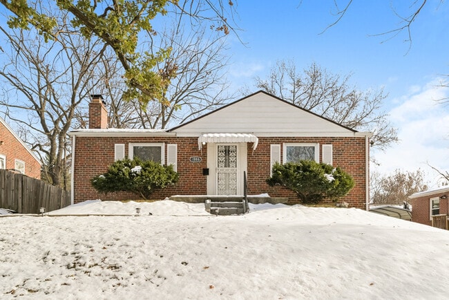 Building Photo - Fantastic 2bd/1ba home! Let yourself in!