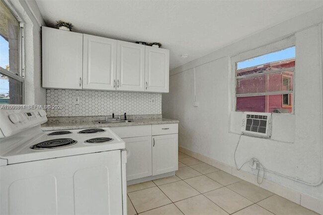 Photo - 2701 NW 18th Terrace Unit B