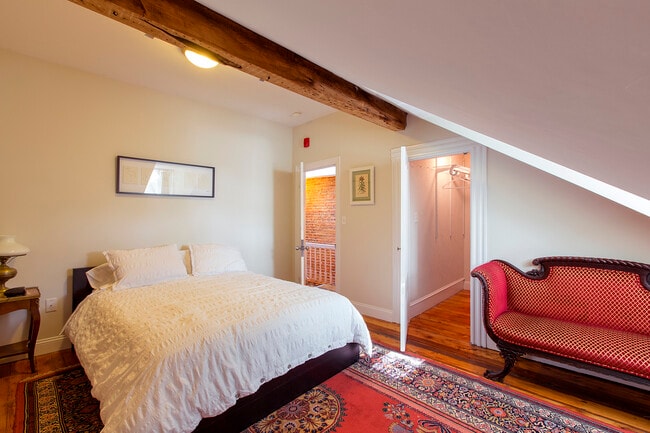 Photo - 237 Northampton St Unit 3t