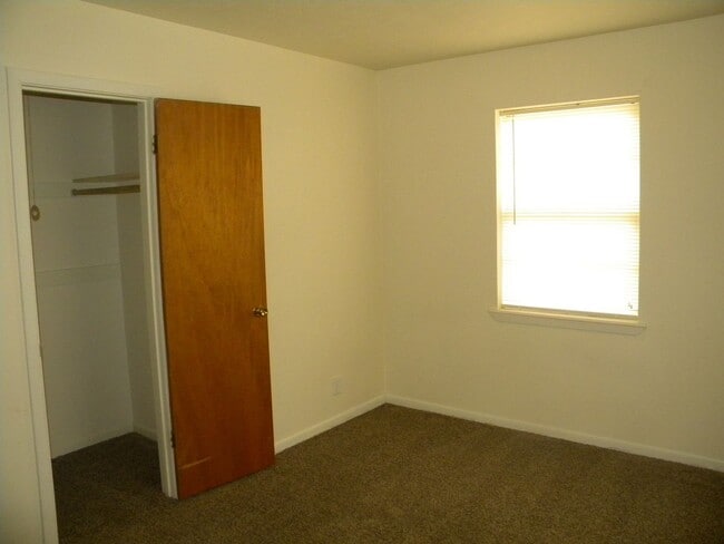 Photo - Spacious Home in City View!