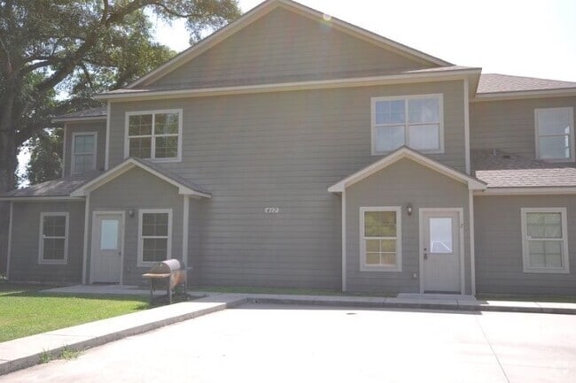 Building Photo - 417 Chavanne St Rental