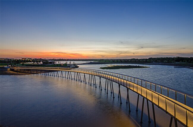 Building Photo - 18402 Mesquite Flts Trl