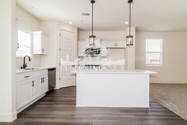Photo - Stunning 4 Bed/3 Bath SW Bakersfield Home w/ Paid Solar and $0 Deposit Option