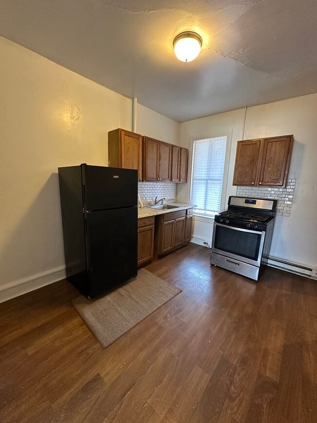 Photo - 940 W Princess St Unidad 2nd Floor