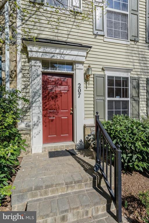 Photo - 207 Garden View Way