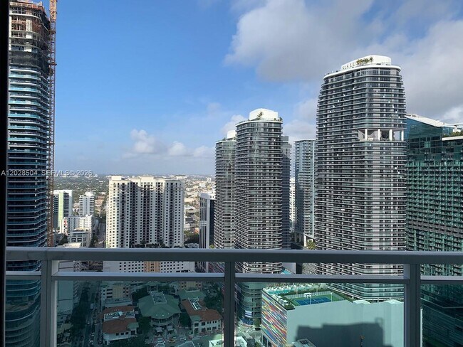 Photo - 951 Brickell Ave Unidad 4005