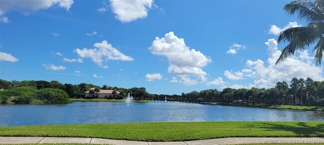 Photo - 2496 Centergate Dr Unit 203