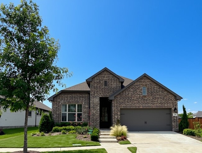 Building Photo - 1804 Welker Dr