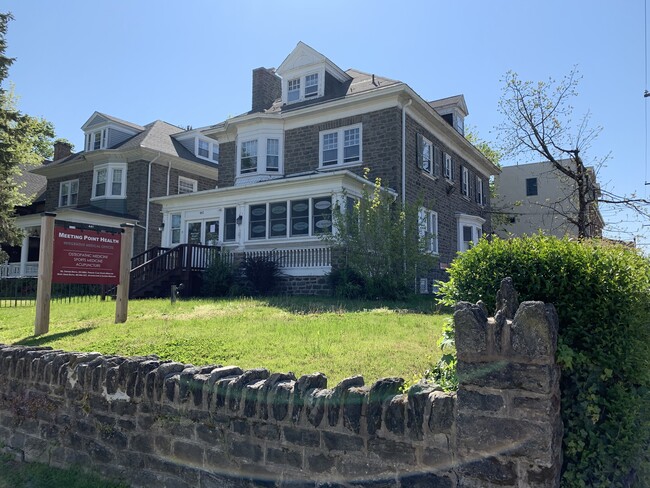 Photo - 441 Lyceum Ave Unit 2