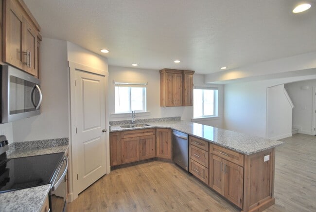 Photo - 315 N 2650 W