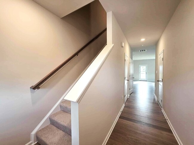 Photo - 1424 Sugarplum Ln