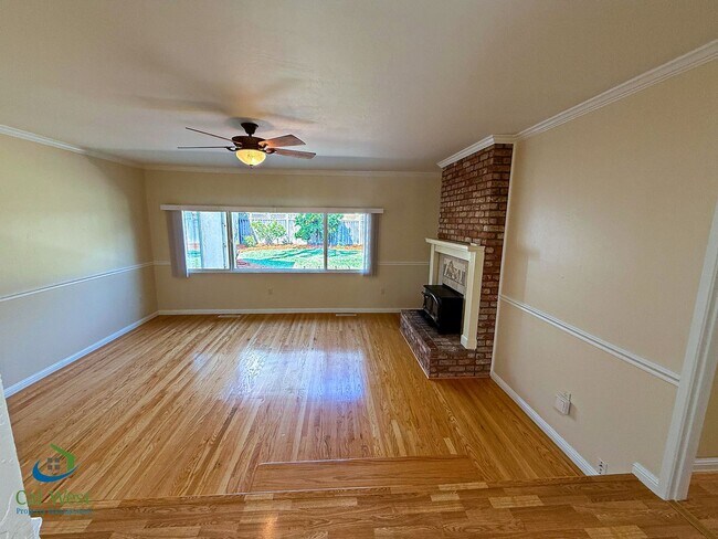 Photo - $5295 - Beautiful 4 Bed/2 Ba Cambrian Park Home Available Now!