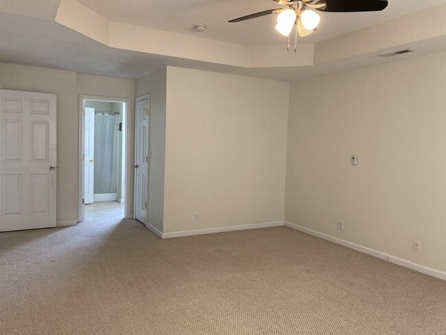 Photo - 2566 Leprechaun Ln