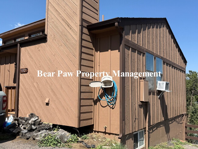 Building Photo - Cute duplex in Evergreen!! Rental
