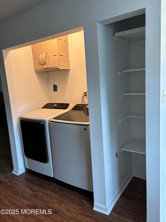 Photo - 39 Pin Oak Ln