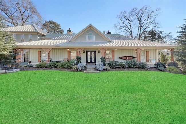 Photo - 920 Pine Cir