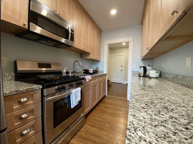 Photo - 1699 Cambridge St Unit 12A