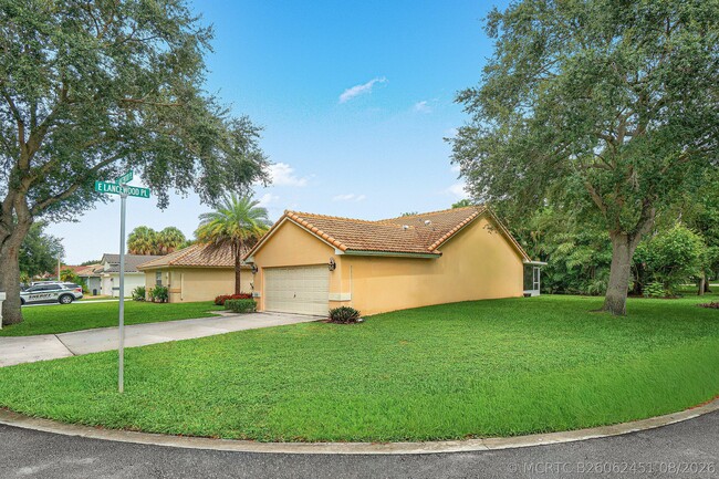 Photo - 3703 S Lancewood Pl