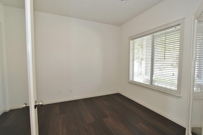 Photo - 2047 S Ice Bear Way