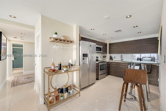 Photo - 1200 West Dr Unit 725