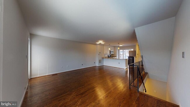 Photo - 2029 S Glebe Rd