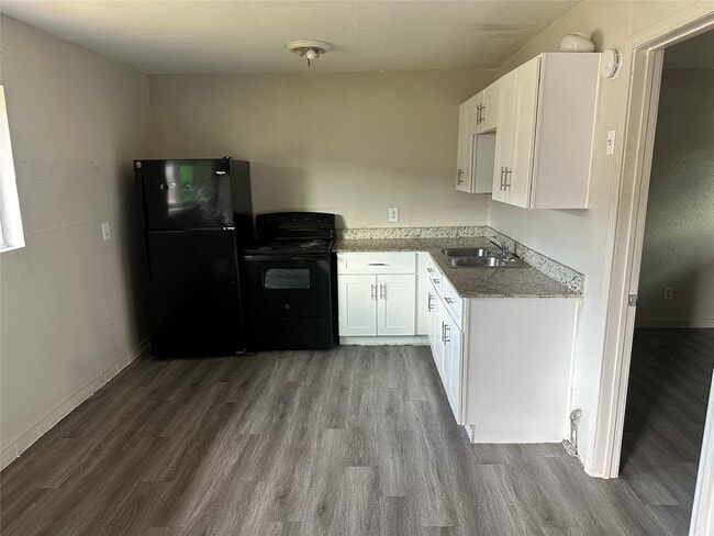 Photo - 5409 Suez St Unit 4