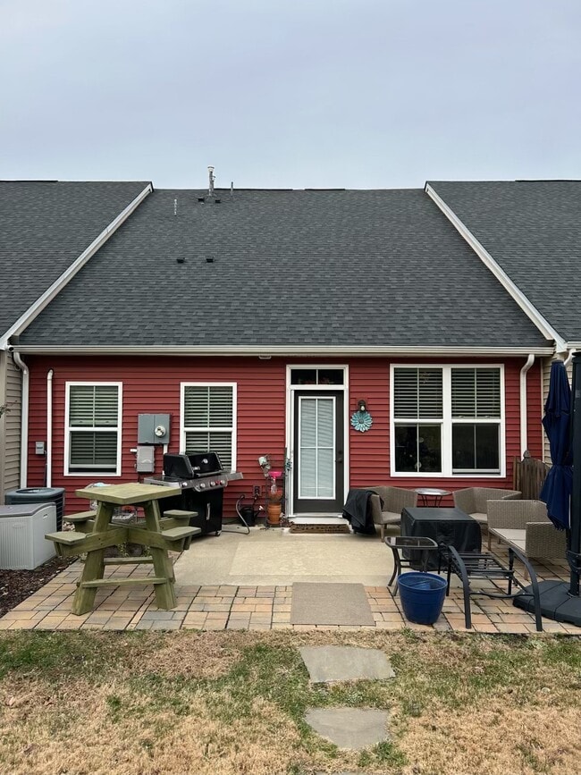 Photo - 3448 Foxglove Dr