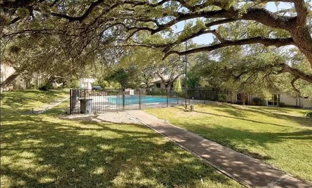 Photo - 5332 Balcones Dr Unit D
