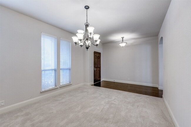 Photo - 5317 Appalachian Way