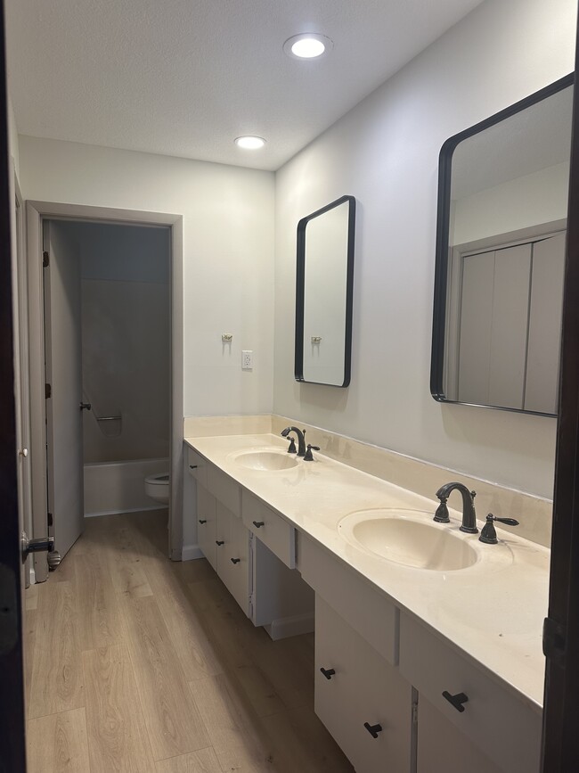 Photo - 517 Augusta National Way